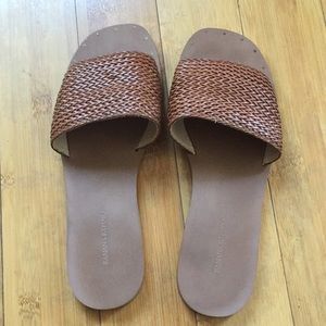 Banana Republic slides